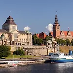 Vakantiehuis House In At The With Parking Space For 4 Persons Szczecin