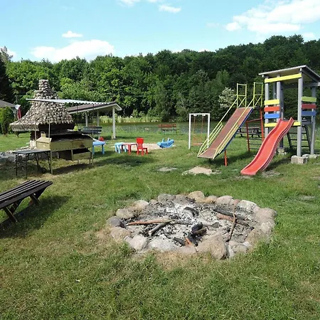 House In At The With Parking Space For 4 Persons בית נופש