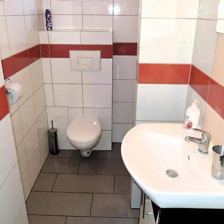 別荘 House In At The With Parking Space For 4 Persons *