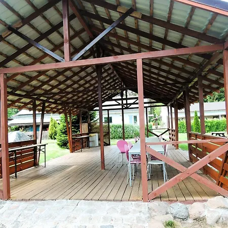 別荘 House In At The With Parking Space For 4 Persons シュチェチン