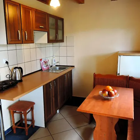 House In At The With Parking Space For 4 Persons בית נופש