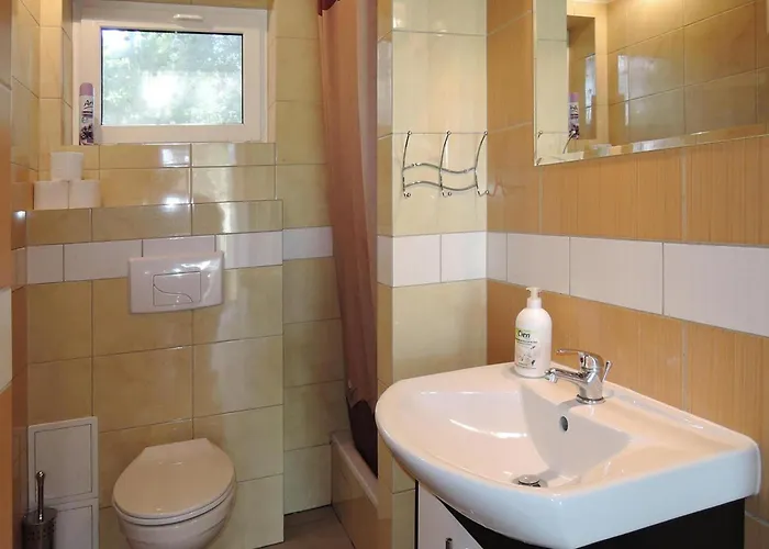 House In At The With Parking Space For 4 Persons * Szczecin