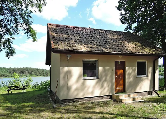 House In At The With Parking Space For 4 Persons Holiday home Szczecin