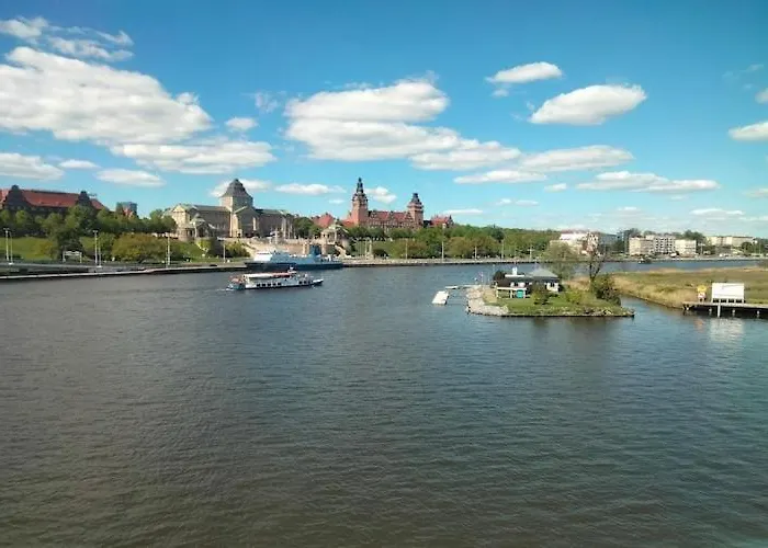 House In At The With Parking Space For 4 Persons *